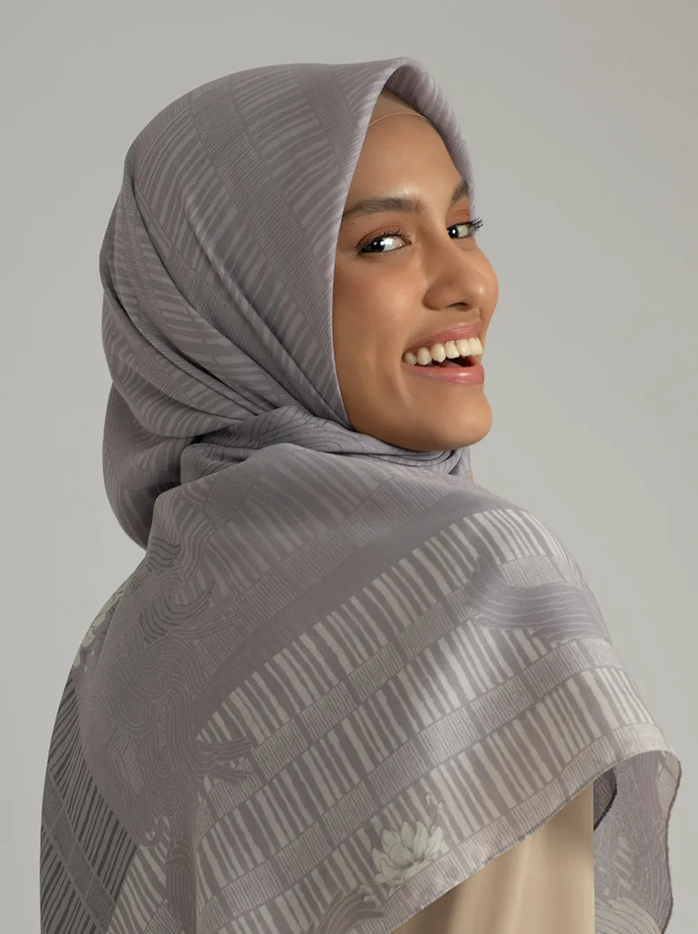 BHANAVI SCARF LIGHT PLUM