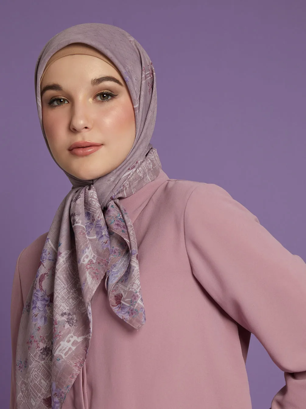 BUNDLING BAMED X KAMI ORVA LONDON SIGNATURE SCARF MAUVE