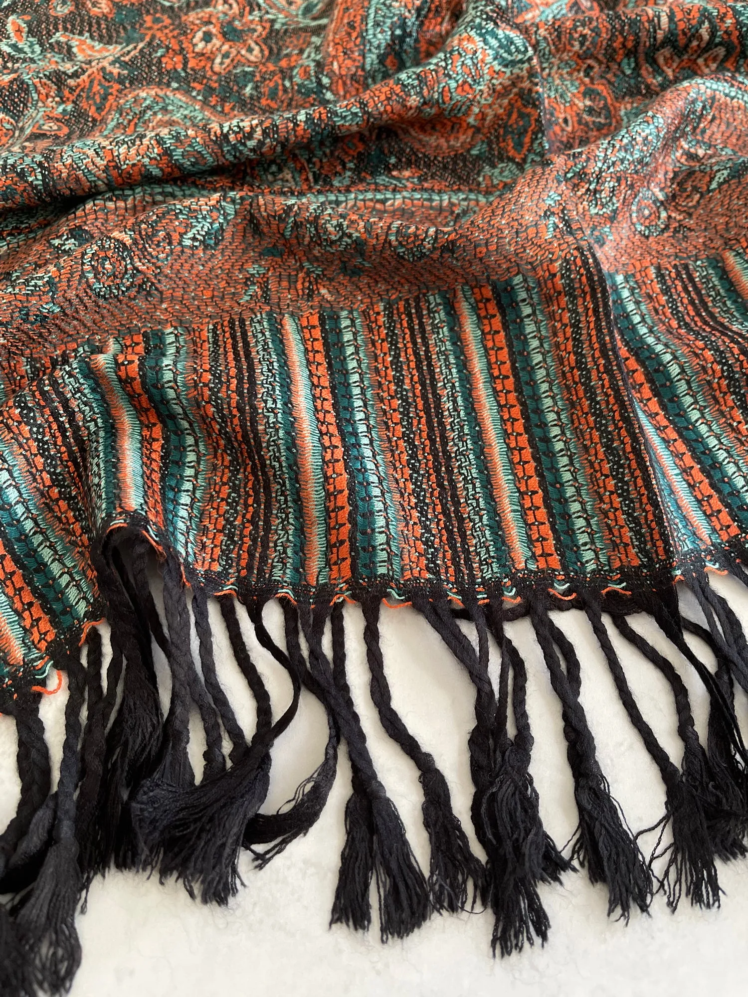 LARGE ORANGE RUST PAISLEY PRINT REVERSIBLE PASHMINA SHAWL SCARF WITH TASSELS