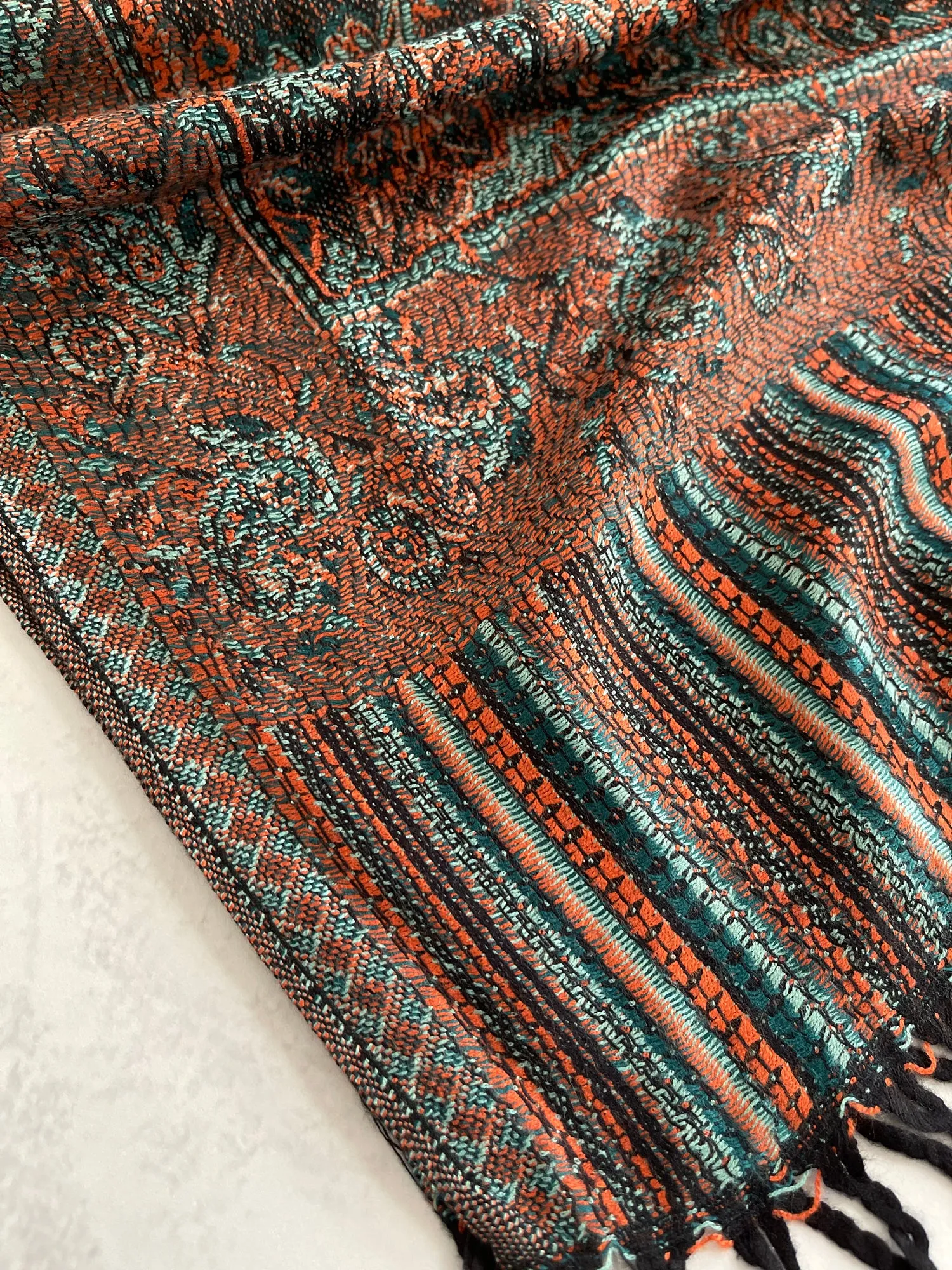 LARGE ORANGE RUST PAISLEY PRINT REVERSIBLE PASHMINA SHAWL SCARF WITH TASSELS