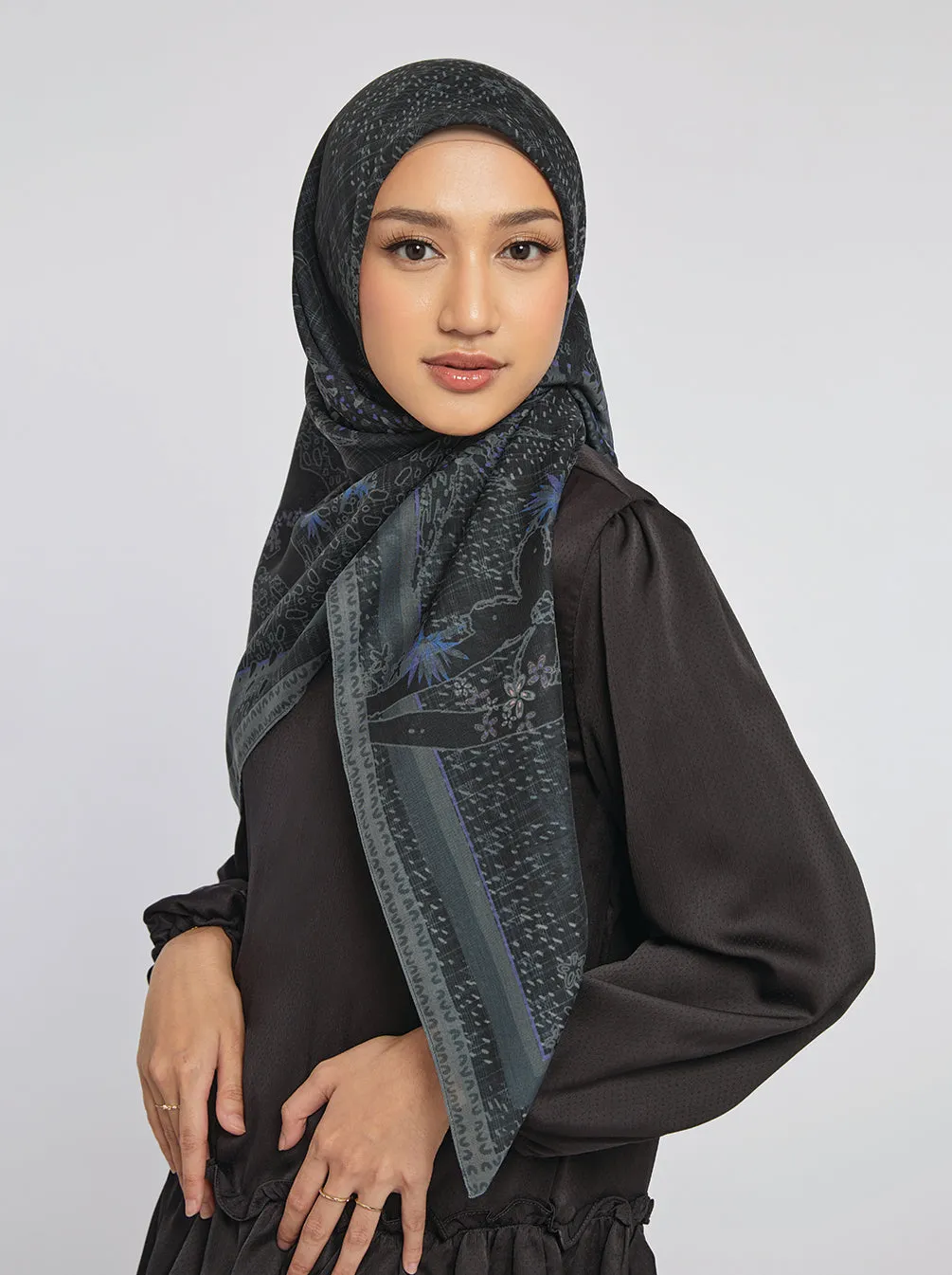 LIBERA SCARF BLACK