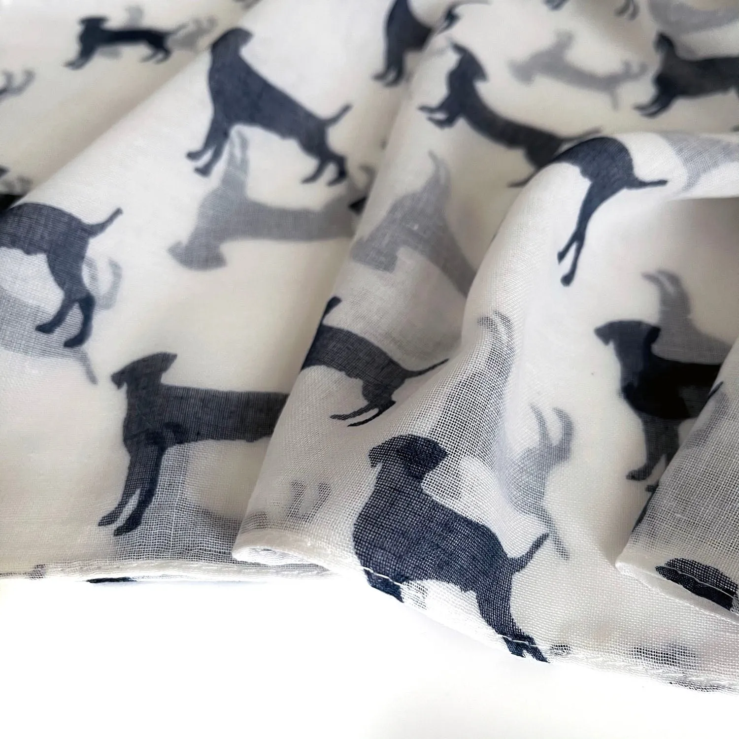 LIGHTWEIGHT WHITE DOG PRINT SHEER NECK SCARF