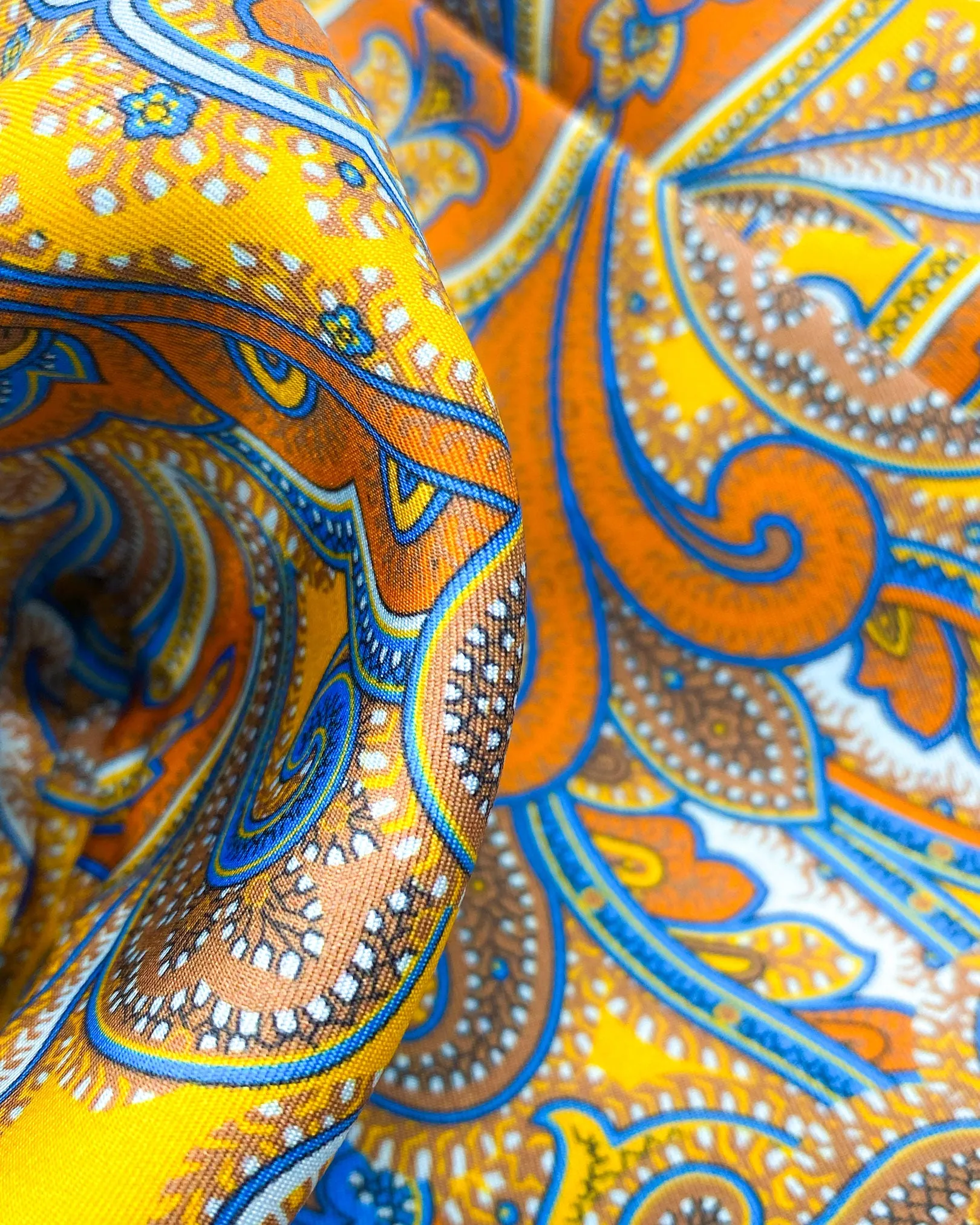 Men's Silk Aviator Scarf in Paisley - The Carnaby Aviator