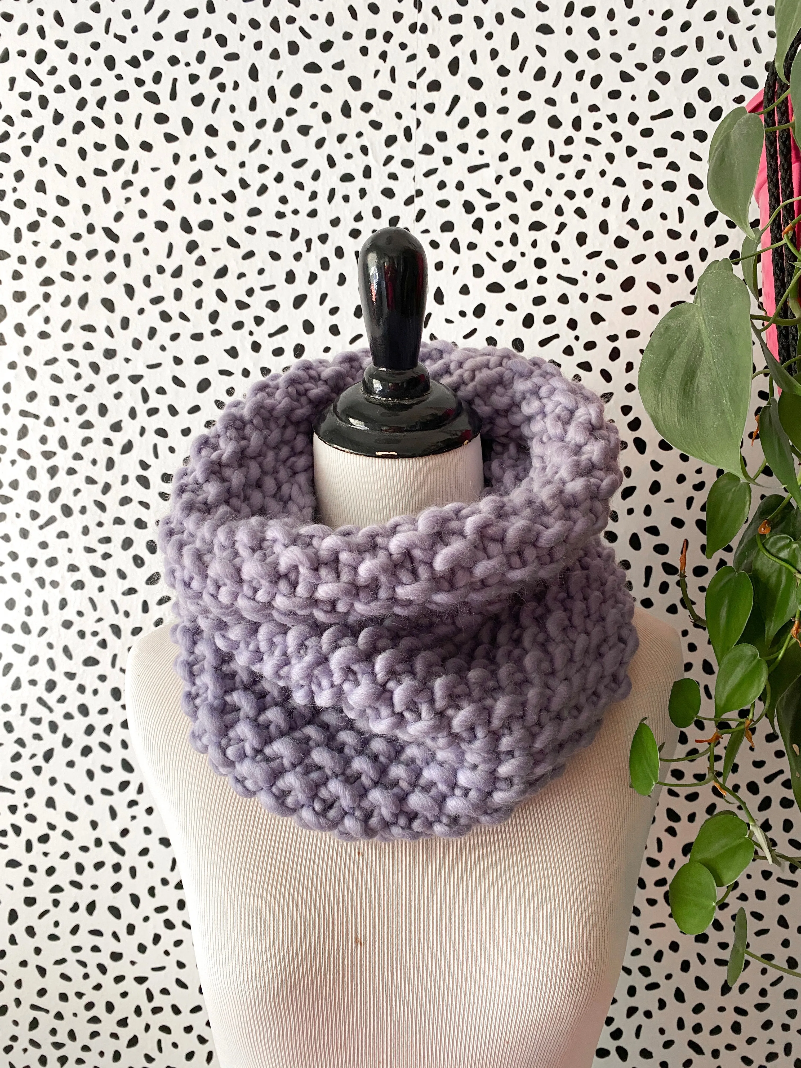 Merino Bubble Fluff Cowl in Stormy