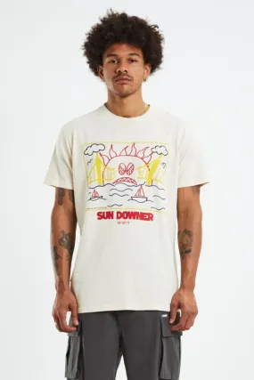 Misfit sun downer 50/50 ss tee - pigment chalk white