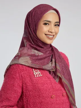 MONOGRAM MAZE SIGNATURE SCARF BURGUNDY