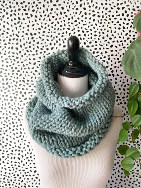 Neckwarmer in Aquarius