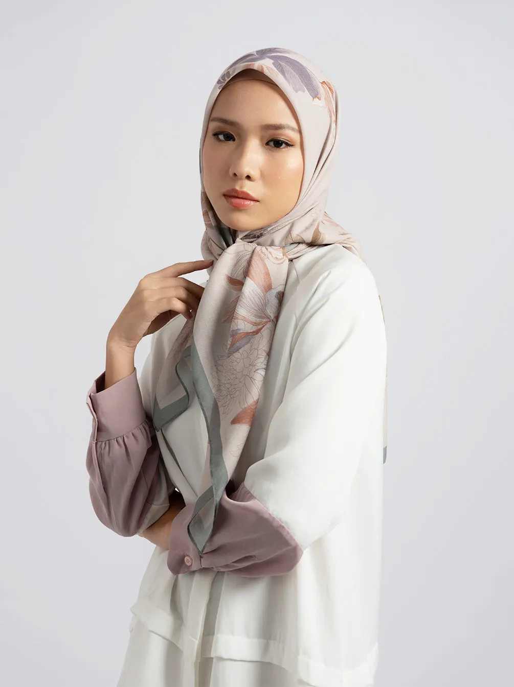 NIRALY SCARF MALLOW