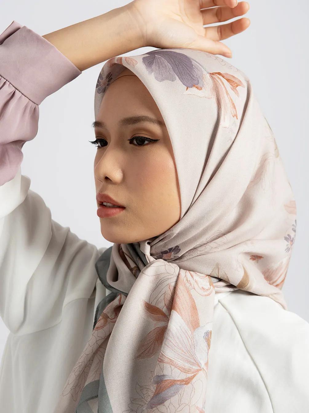 NIRALY SCARF MALLOW