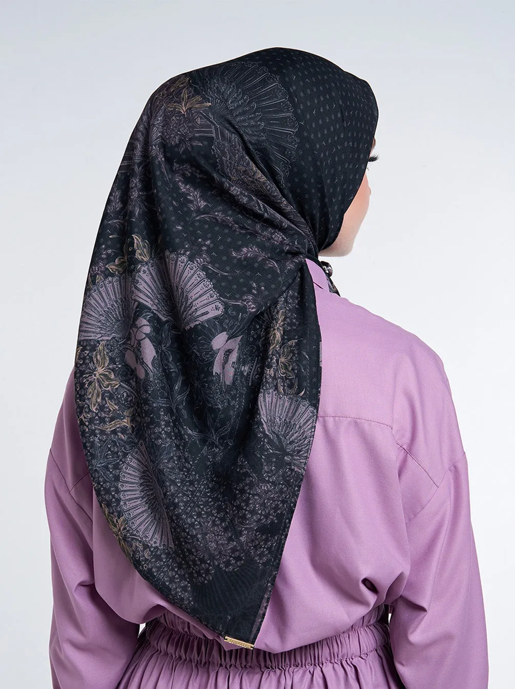 NUANSA SIGNATURE SCARF BLACK